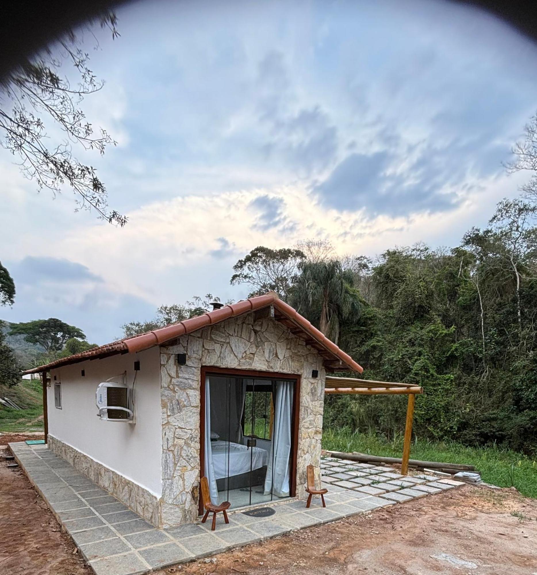 Casa Di Pedra Com Linda Vista Para Natureza - ميجيل بيريرا المظهر الخارجي الصورة