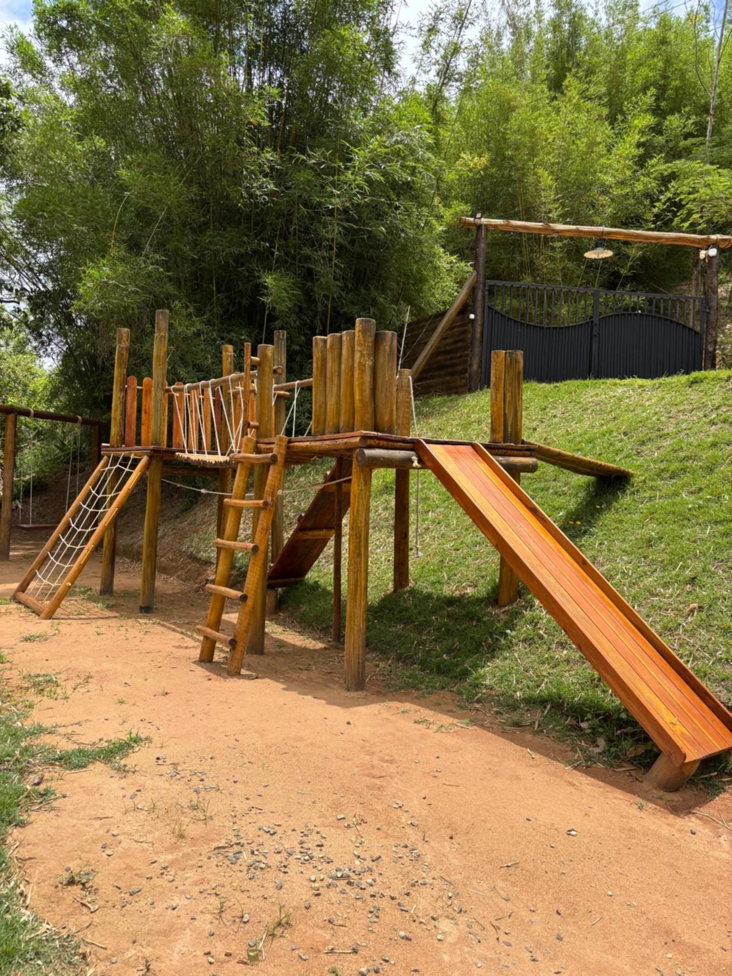 Casa Di Pedra Com Linda Vista Para Natureza - ميجيل بيريرا المظهر الخارجي الصورة